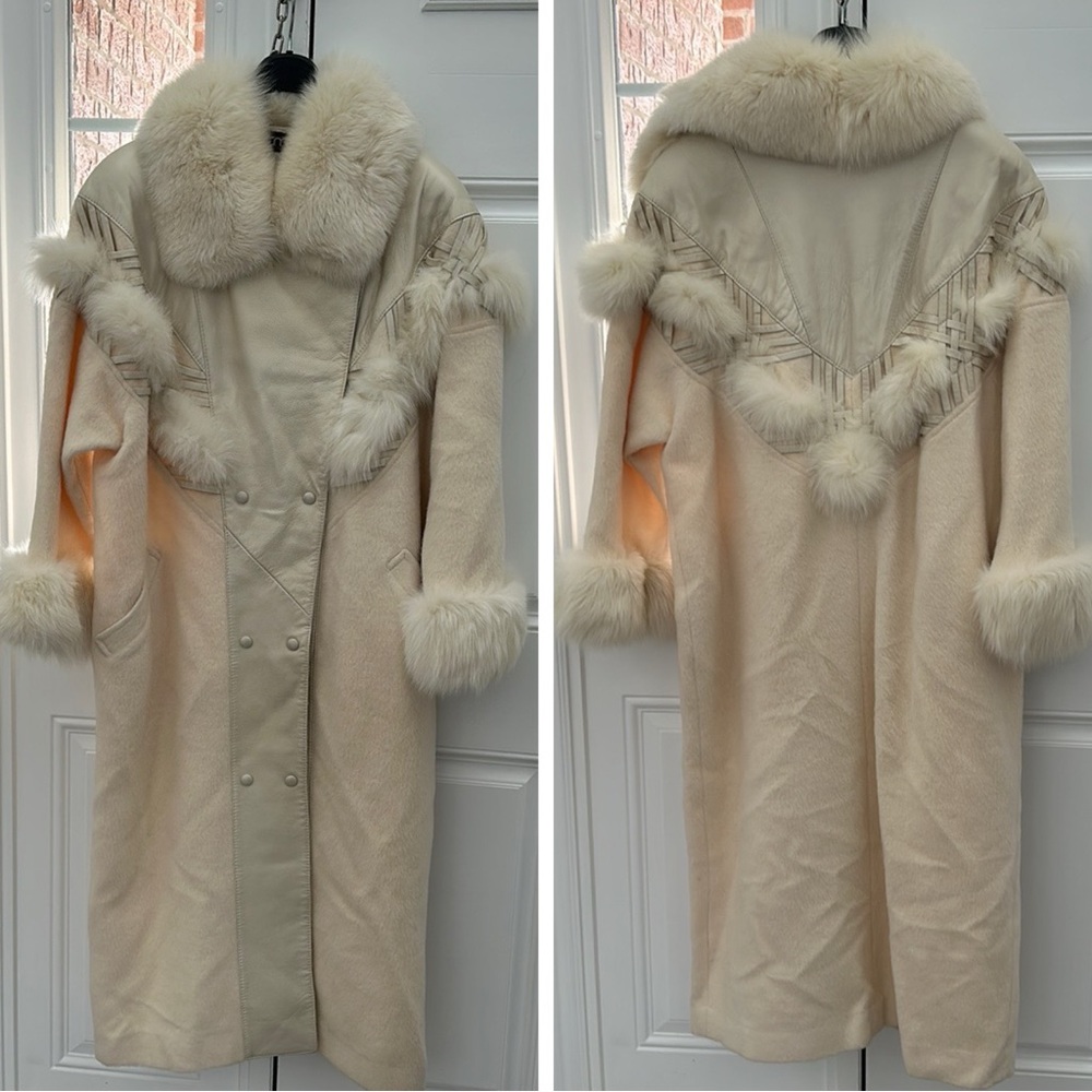 Vintage fur coat in amazing condition